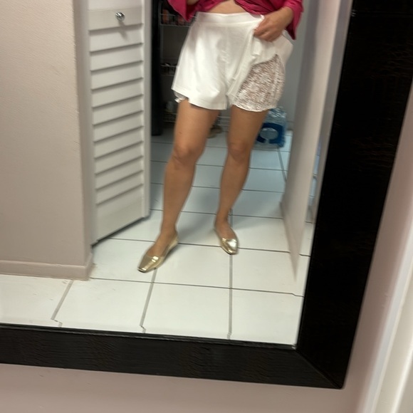 Shorts - Picture 7 of 11